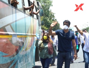 Sonu Sood becomes the first actor to organises buses for migrants stuck in Mumbai