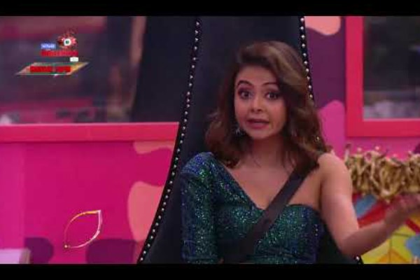 Bigg Boss 13 Review - Devoleena trying to give reality check to Rashmi Desai